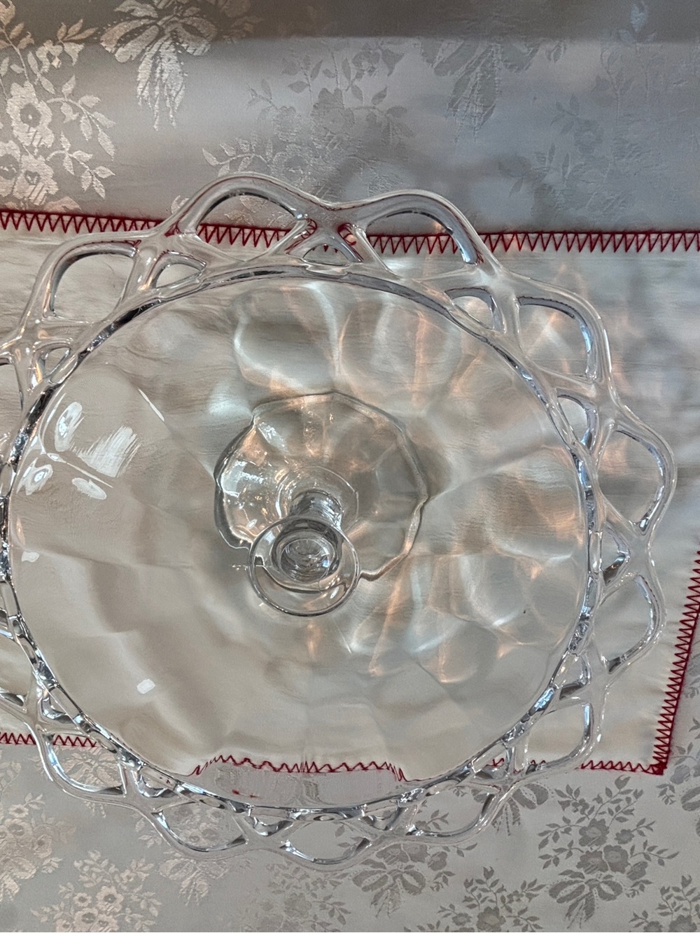 Imperial Glass Vtg Crocheted Crystal  Scalloped Rim Central Pedastal Cake Plate